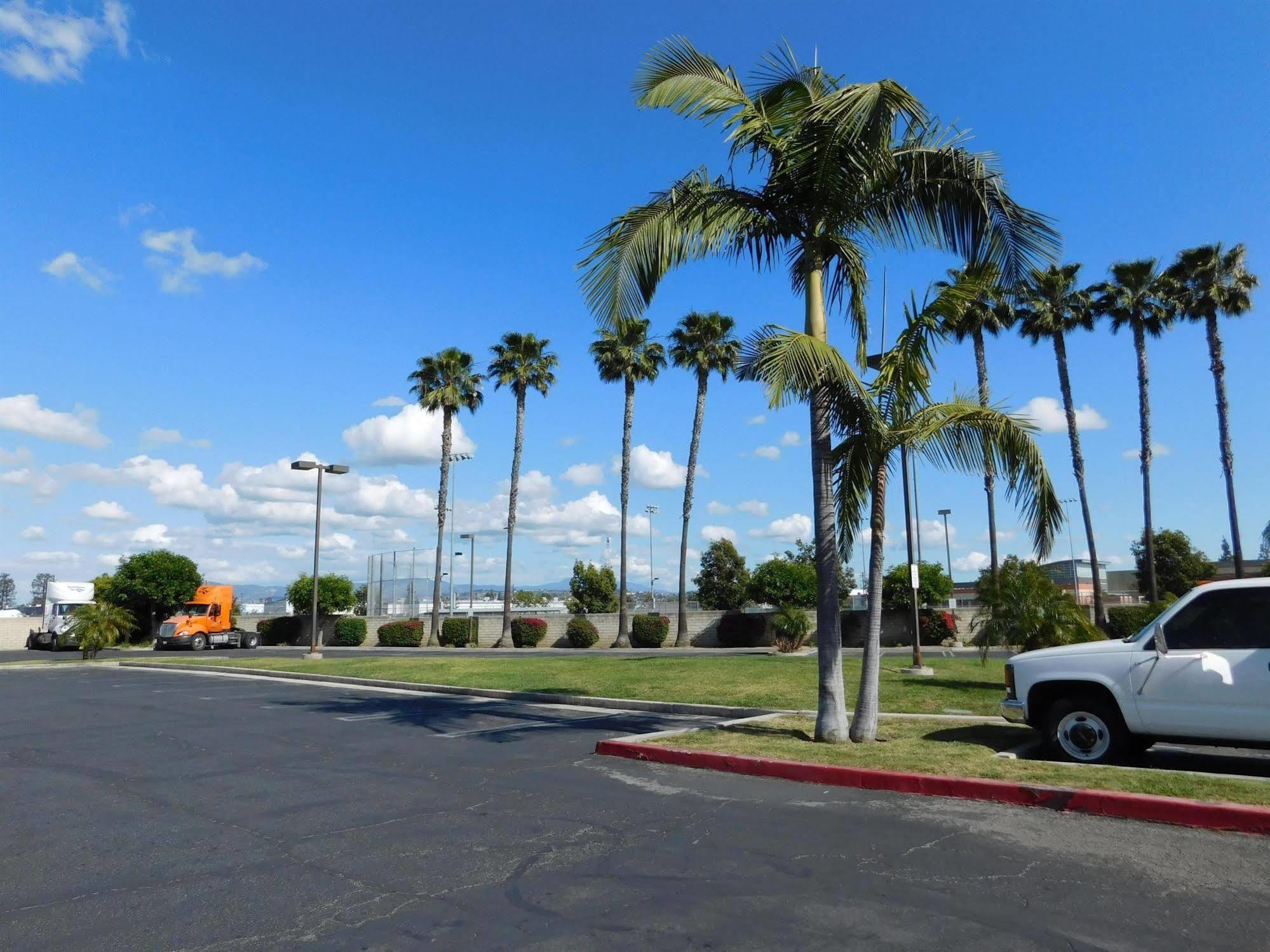 Best Western Plus - Anaheim Orange County Hotel Placentia Exterior photo